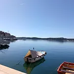 Dalmatian With Private Parking Šibenik