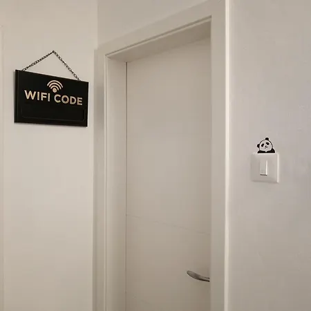 Dalmatian With Private Parking Διαμέρισμα *