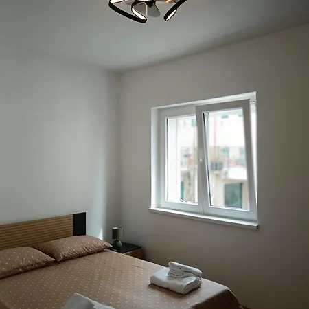 Dalmatian With Private Parking Διαμέρισμα *