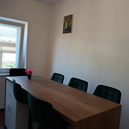 Apartman Dalmatian With Private Parking Sibenik