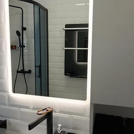 Dalmatian With Private Parking Apartman