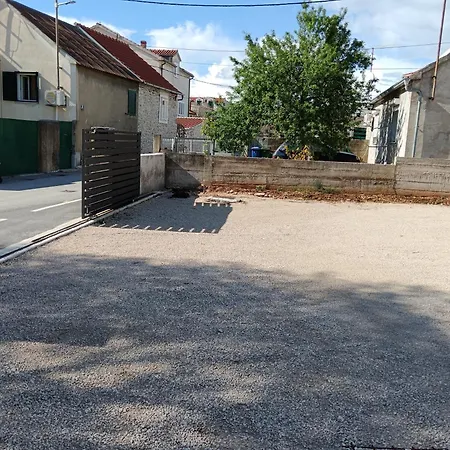 Dalmatian With Private Parking *