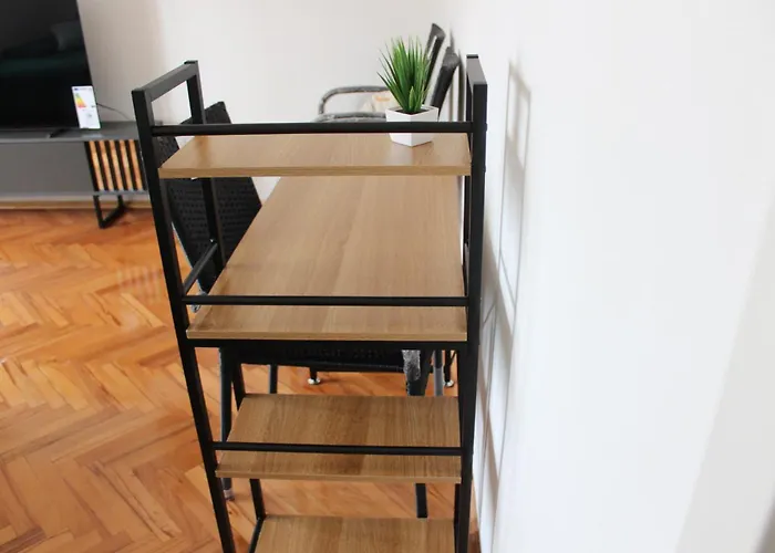 Dalmatian With Private Parking 公寓 *