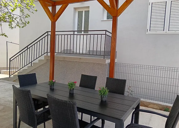 Dalmatian With Private Parking Daire *