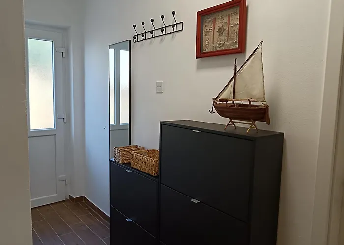 Dalmatian With Private Parking 公寓 希贝尼克